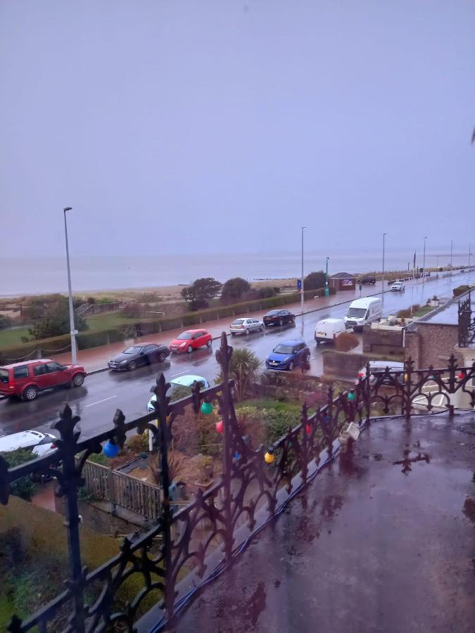 Hotel Savoy Fleetwood Exterior foto